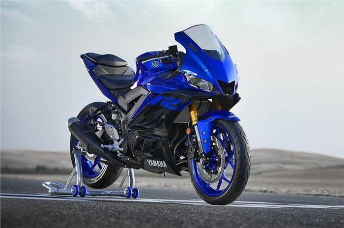 yamaha yzf r3 (2019) screen protector prism guard yamaha yzf r3 (2019) screen protector prism guard